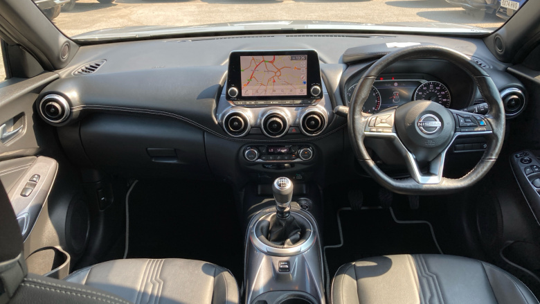 Nissan Juke 1.0 DiG-T 114 Tekna 5dr Petrol Hatchback